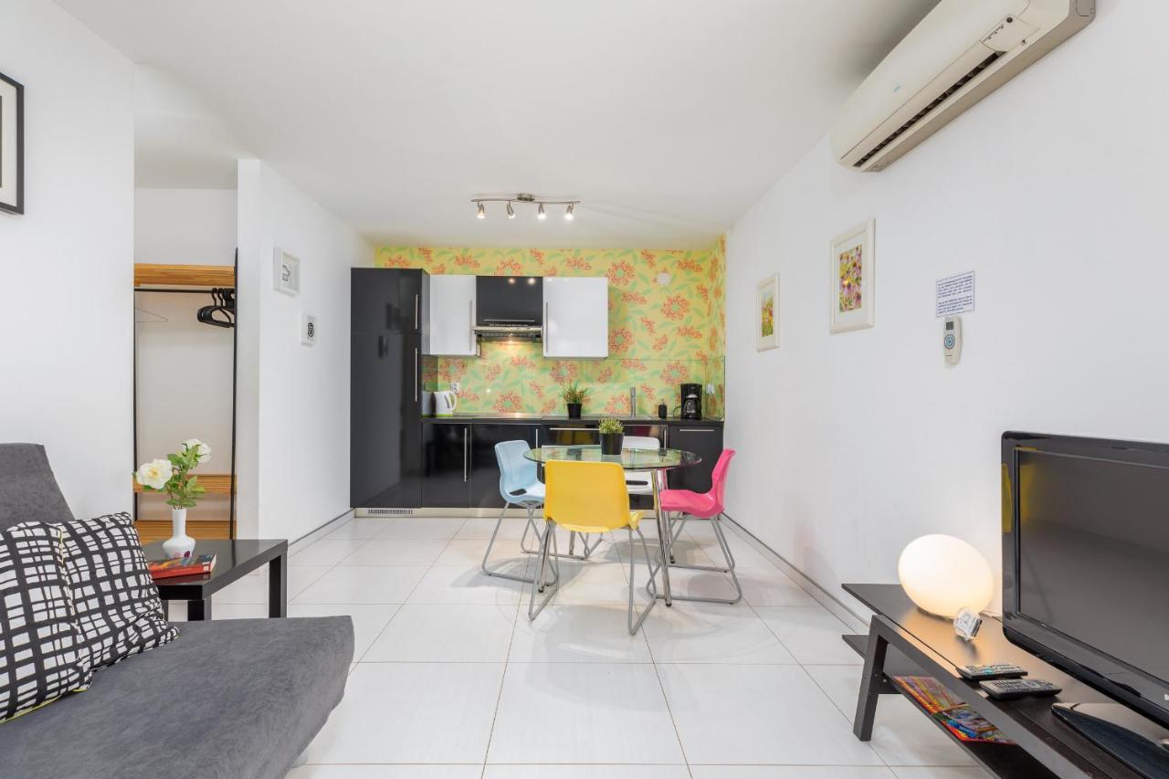 Aurora Apartament *