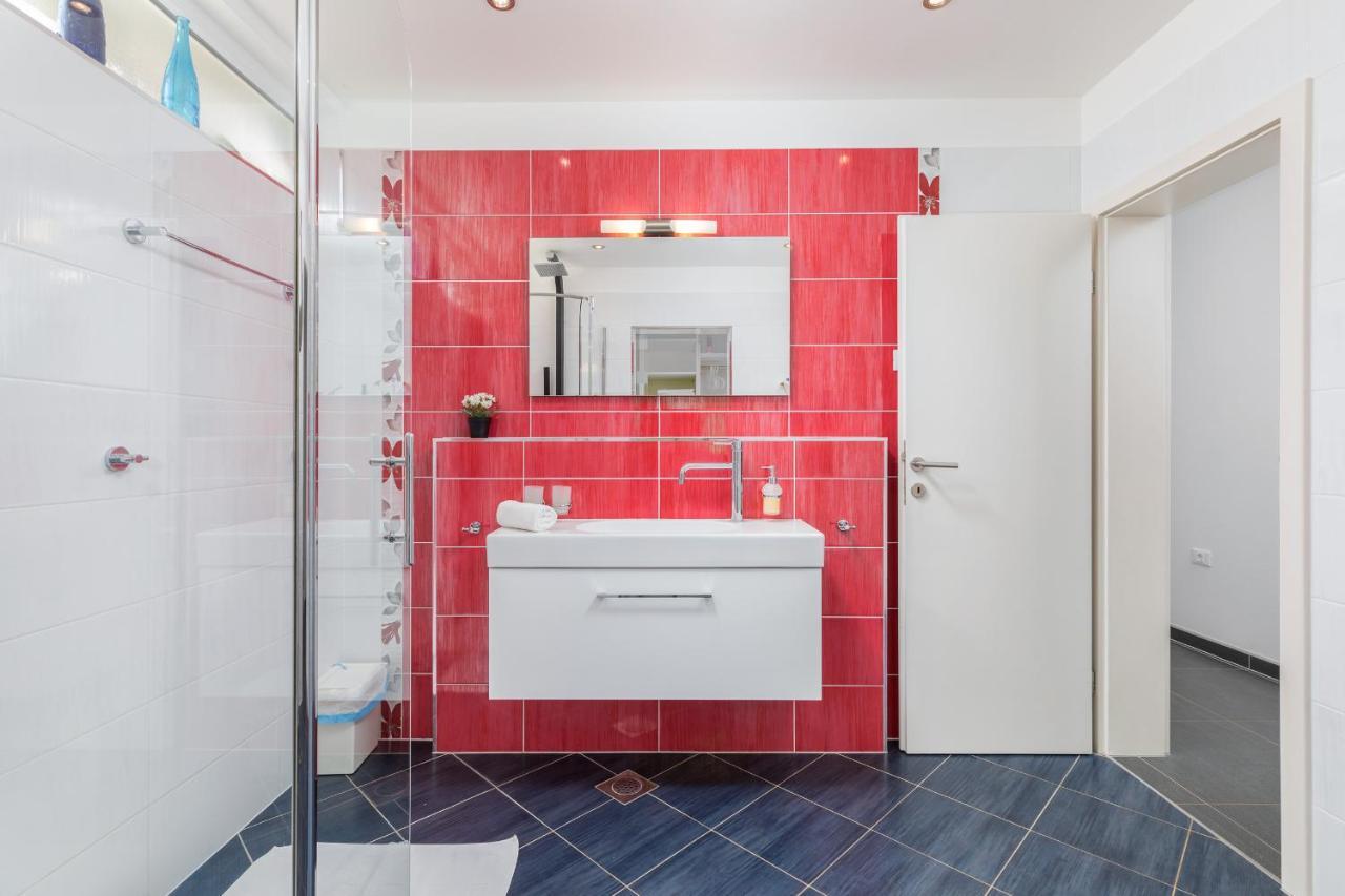 Aurora Apartament *